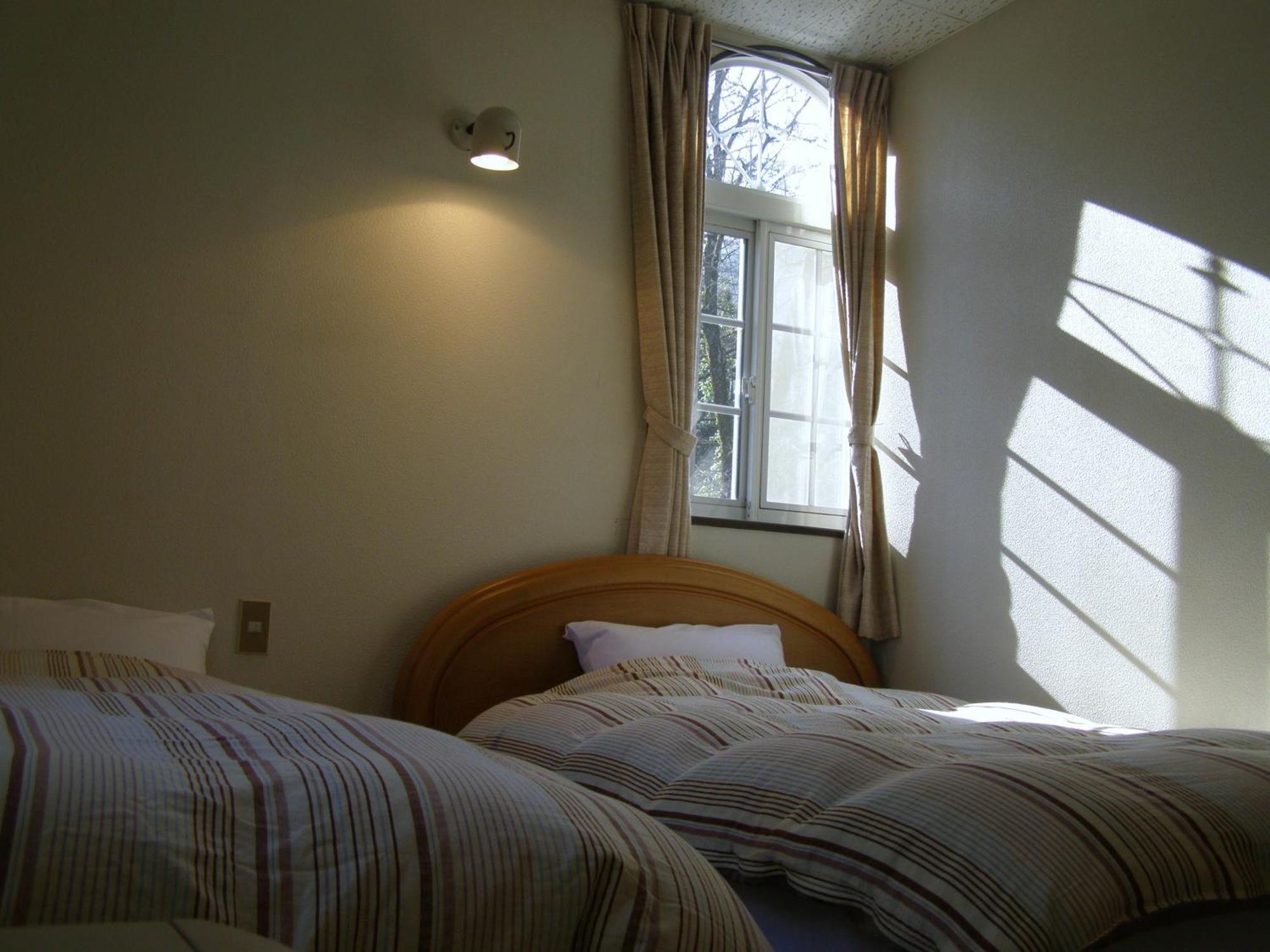 Sunny Side Hut Bed & Breakfast Hakuba Exterior foto