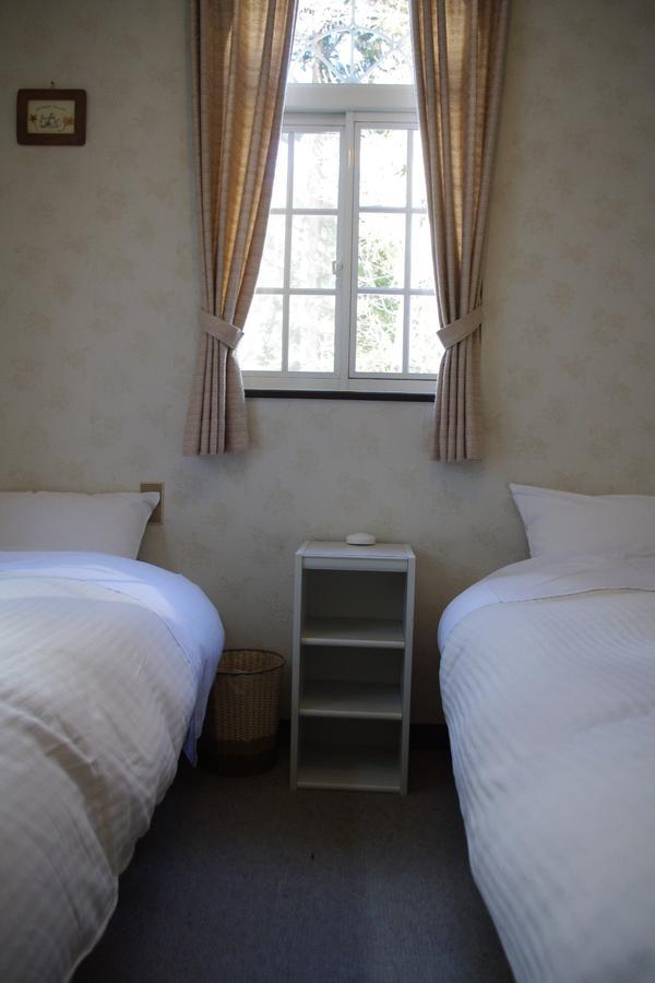 Sunny Side Hut Bed & Breakfast Hakuba Exterior foto