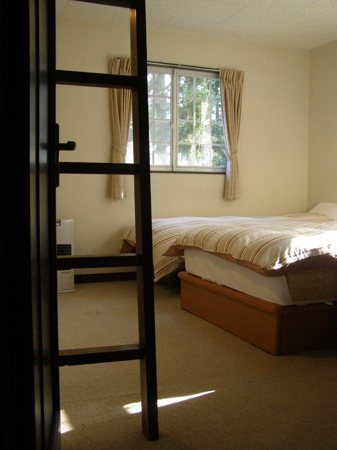 Sunny Side Hut Bed & Breakfast Hakuba Exterior foto