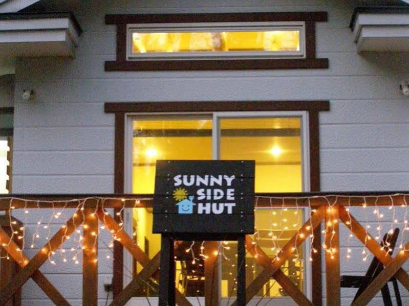Sunny Side Hut Bed & Breakfast Hakuba Exterior foto